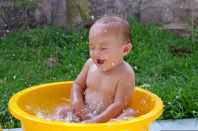 Spaß in der Badewanne: Einfache Ideen für Kinder