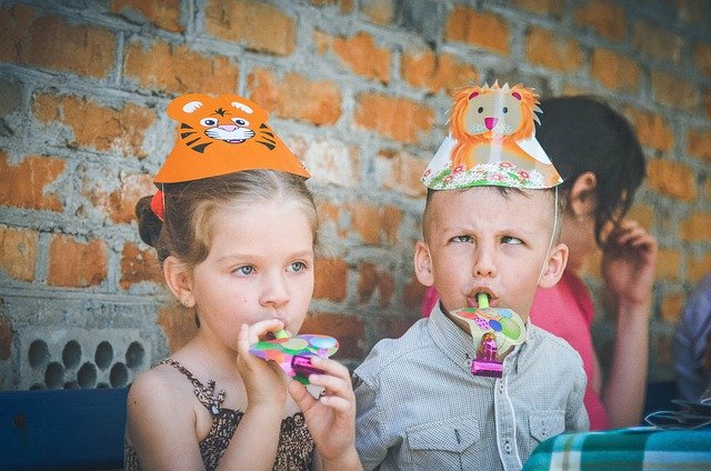 Beste Feinmotorik-Spielzeuge für Kleinkinder und Vorschulkinder